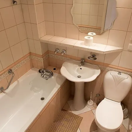 212 Hotel Warsaw